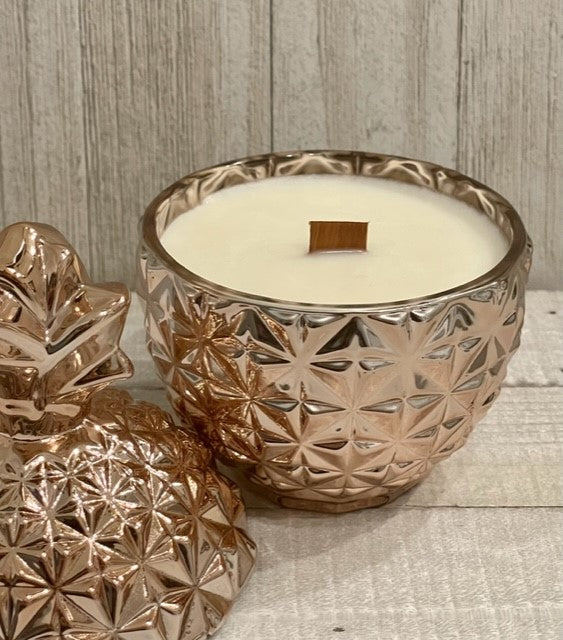 Elegant Pineapple Candle Jar